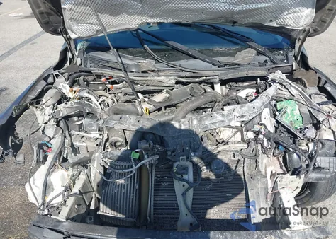 2017 Nissan Sentra Sr Turbo z USA, uszkodzony, nr VIN 3N1CB7AP3HY235394